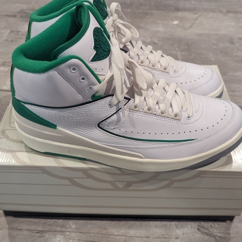 Jordan 2 "Lucky Green"